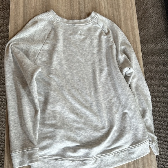 Lou and Grey pullover top - Picture 7 of 7